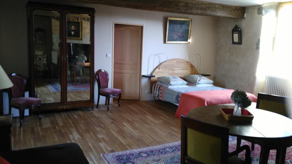 Chambre D'Hotes De Pirieuc Meillac Ngoại thất bức ảnh