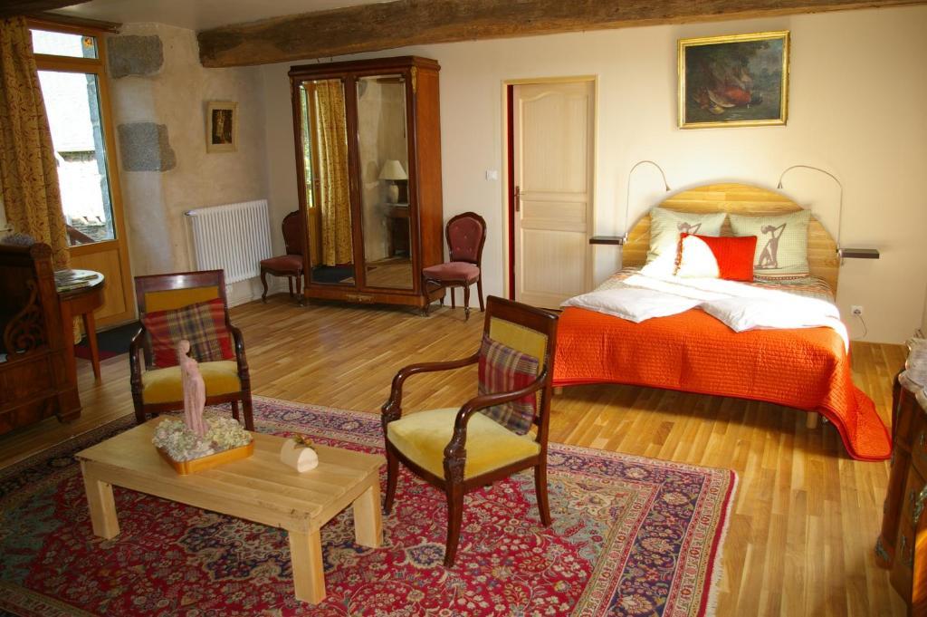 Chambre D'Hotes De Pirieuc Meillac Ngoại thất bức ảnh